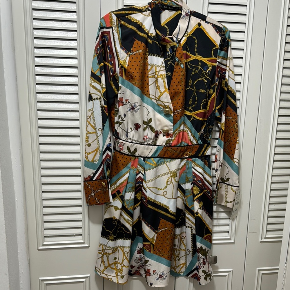 Zara Multicolor Chain Print Long Sleeve Dress - Black, White, Teal, Brown, Gold